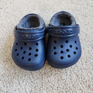 Fur lined crocs size 4